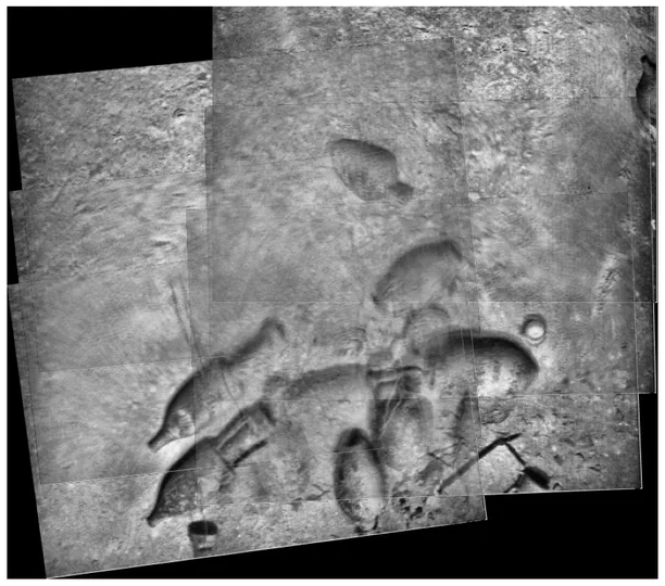 Photo Mosaicking of Low-Contrast Underwater Images
